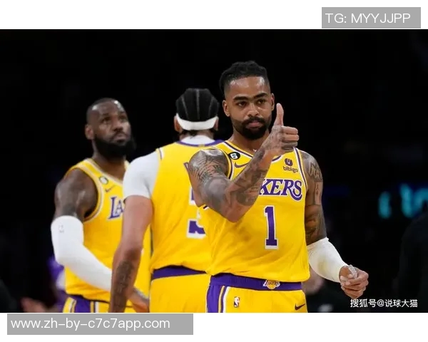 拉塞尔:从球场新星到全球足坛传奇的崛起与挑战 拉塞尔:从球场新星到全球足坛传奇的崛起与挑战